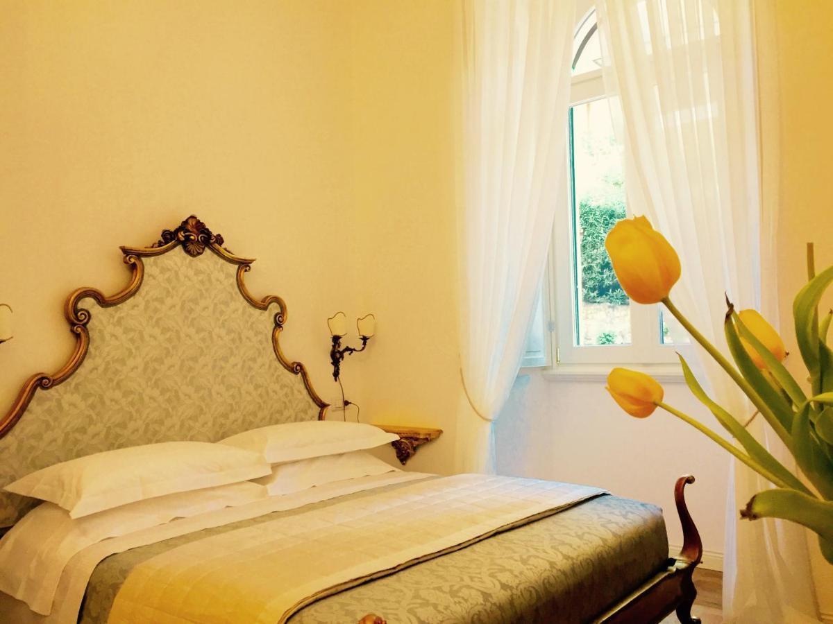 コモ La Belle Coquette Bed & Breakfast エクステリア 写真